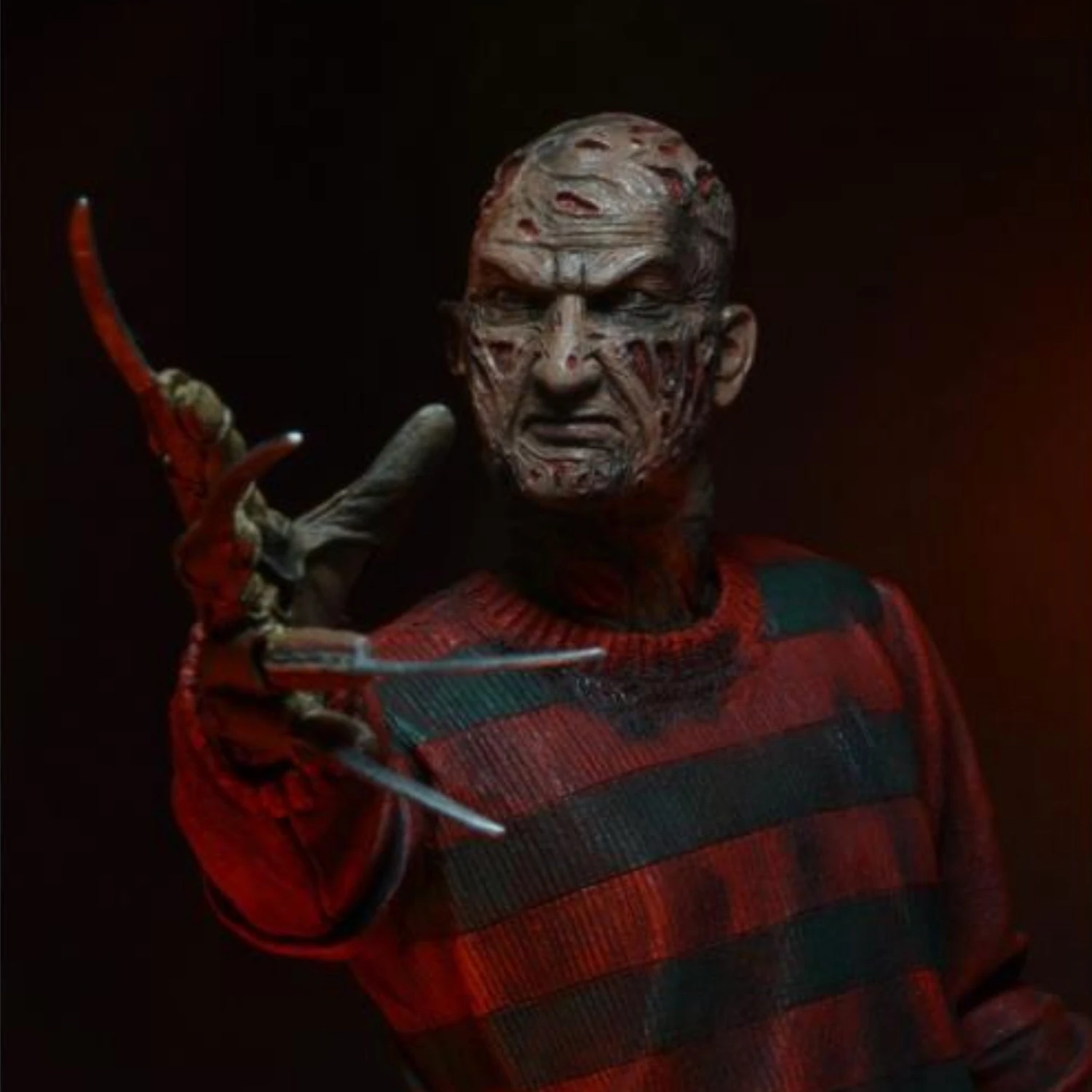 NECA NIghtmare On Elm Street Ultimate 7" Freddy Kreugar 19 NECA NIghtmare On Elm Street Ultimate 7" Freddy Kreugar - Image 17