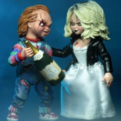 NECA Ultimate Chucky & Tiffany 2-Pack (7" Scale) -NERDZOIC Sales 19 9d1a1b1f 8e42 4f11 af60 872a79355d83 971412