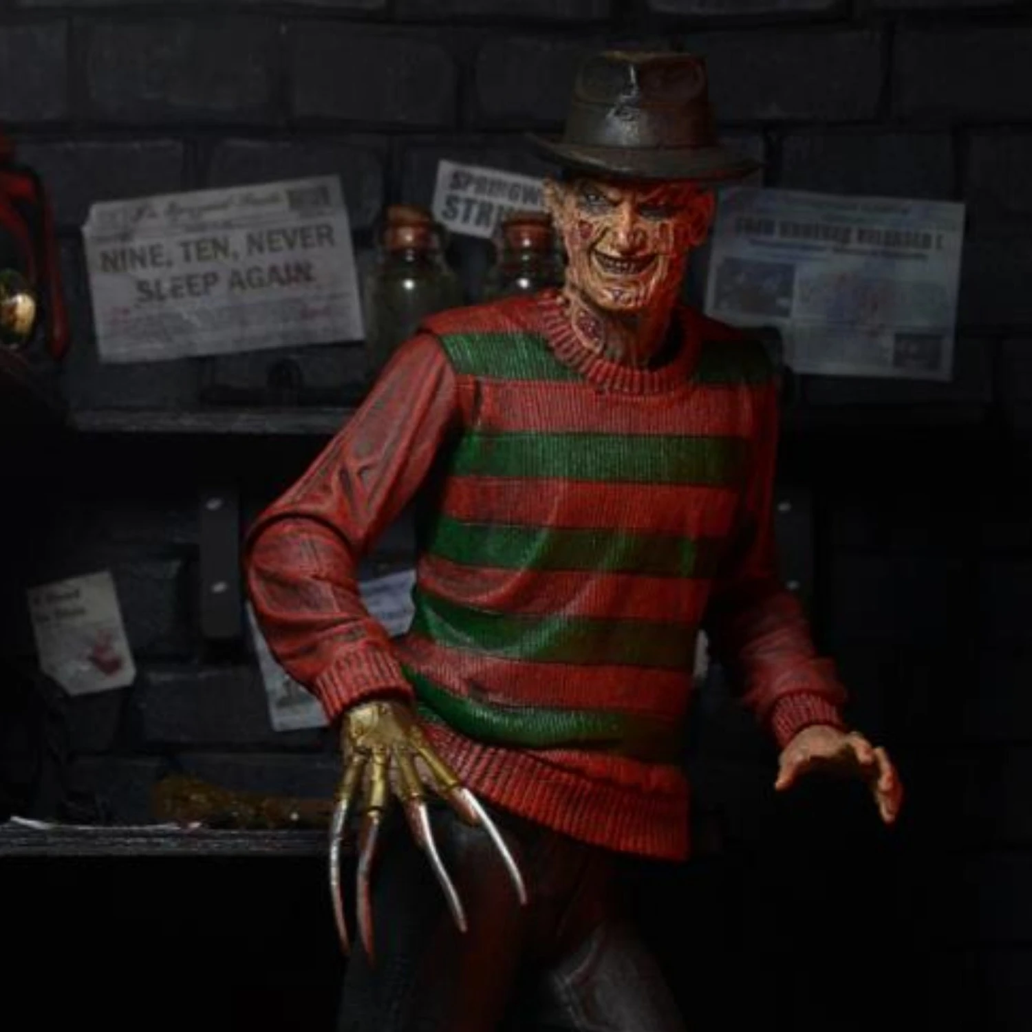 NECA NIghtmare On Elm Street Ultimate 7" Freddy Kreugar 3 NECA NIghtmare On Elm Street Ultimate 7" Freddy Kreugar