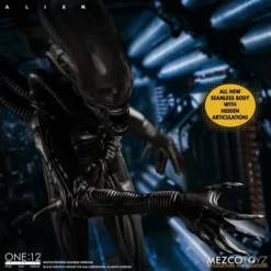 Alien Mezco One:12 Collective Action Figure -NERDZOIC Sales alien05 700149