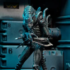 NECA Ultimate Aliens Warrior (Blue) -NERDZOIC Sales alienblue6 130396