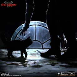 The Crow Mezco One:12 Collective Action Figure -NERDZOIC Sales crow02 547554